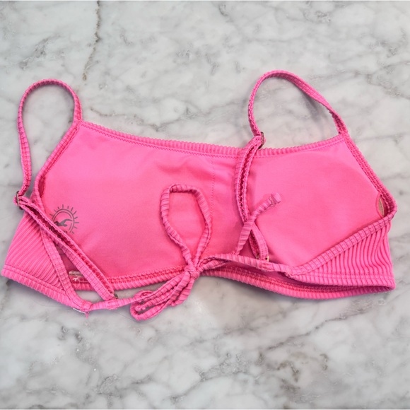 Hollister swim top - Picture 2 of 3